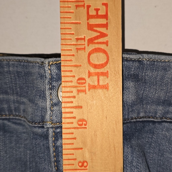 TORRID Bombshell Skinny Premium Stretch  Destructed Jean Womens Size 18R - Picture 13 of 15